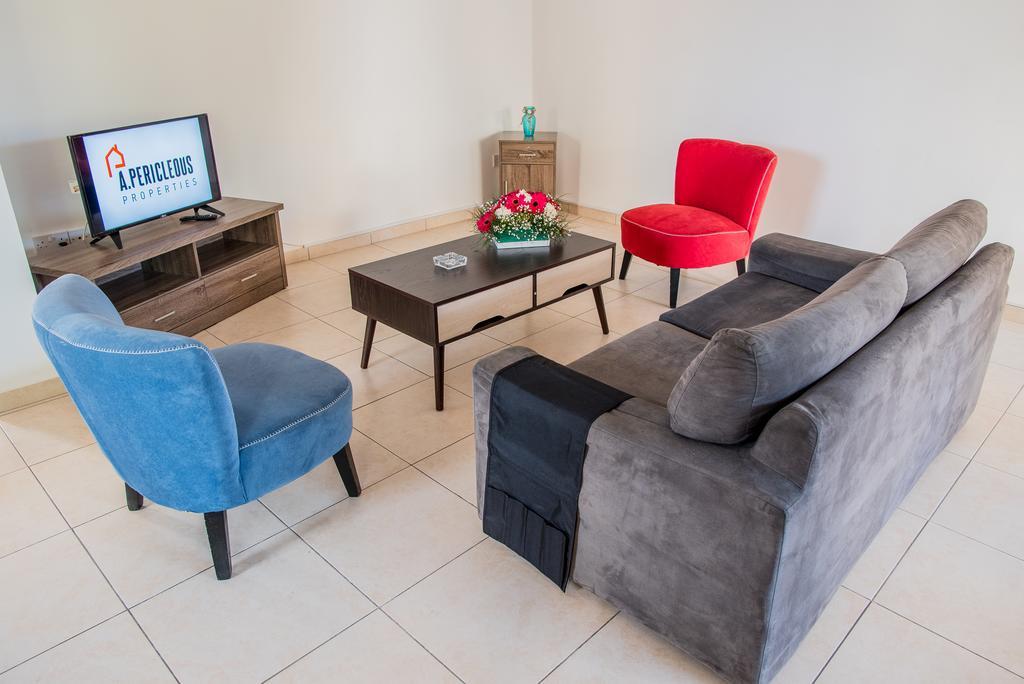 Diana Apartment Paphos Bagian luar foto